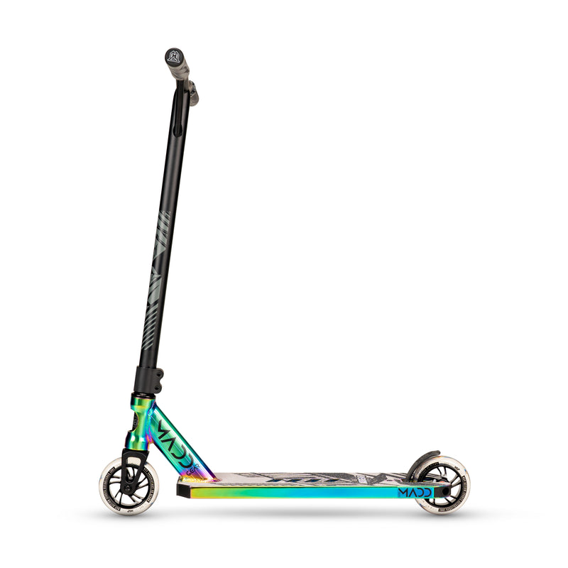 Load image into Gallery viewer, Madd Gear Kick Extreme 22 Freestyle Stunt Scooter - Neo/Black - Madd Gear
